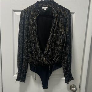 STYLE & CO Black and Gold Sparkle Plunge Bodysuit